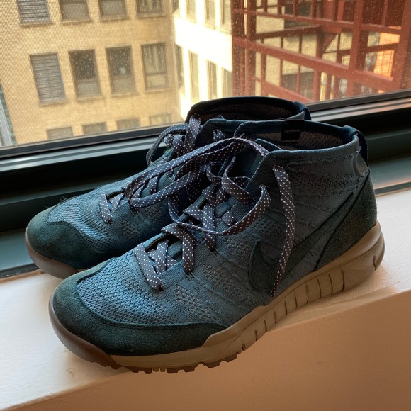 nike flyknit chukka sfb